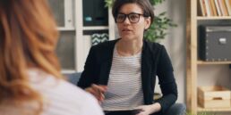 how to choose the right therapist